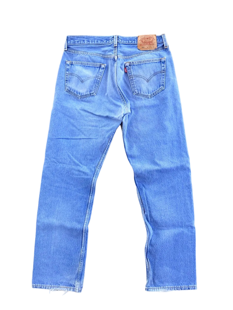 Vintage Levi's 501 Jeans | Size 32x30 | 1990s | Made in USA